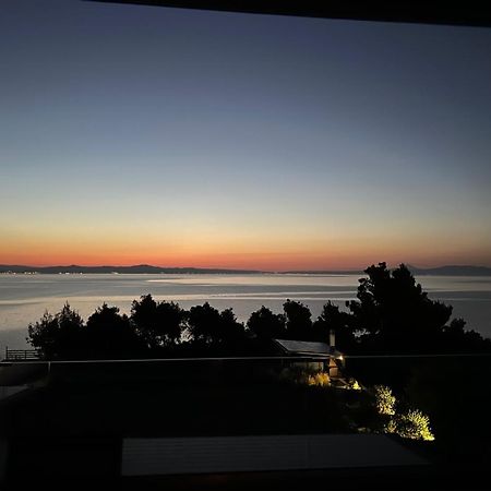 Ermojo Luxury Apartments Metokhion Patriotikon Dış mekan fotoğraf