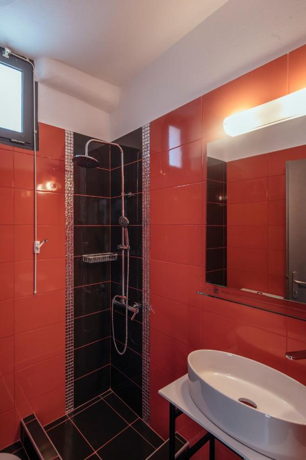 Ermojo Luxury Apartments Metokhion Patriotikon Dış mekan fotoğraf