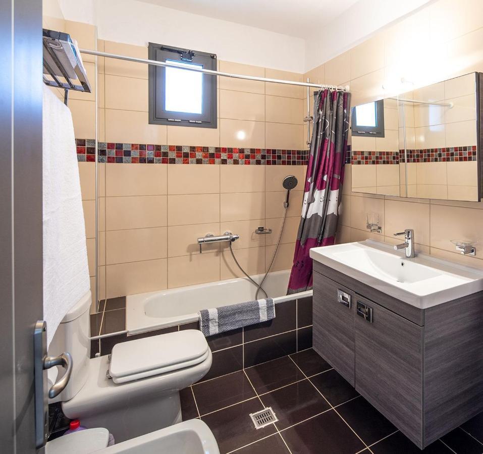 Ermojo Luxury Apartments Metokhion Patriotikon Dış mekan fotoğraf
