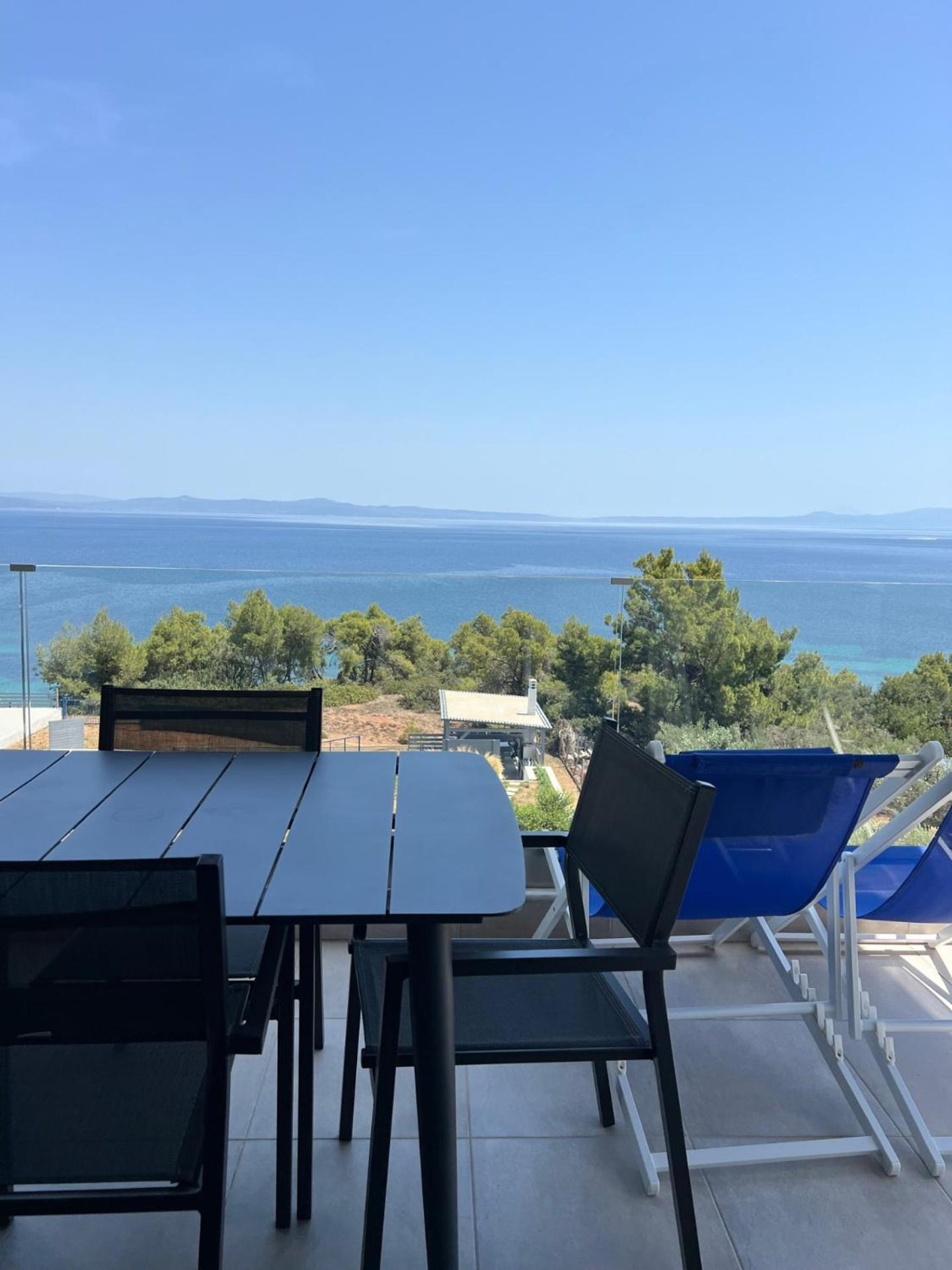 Ermojo Luxury Apartments Metokhion Patriotikon Dış mekan fotoğraf