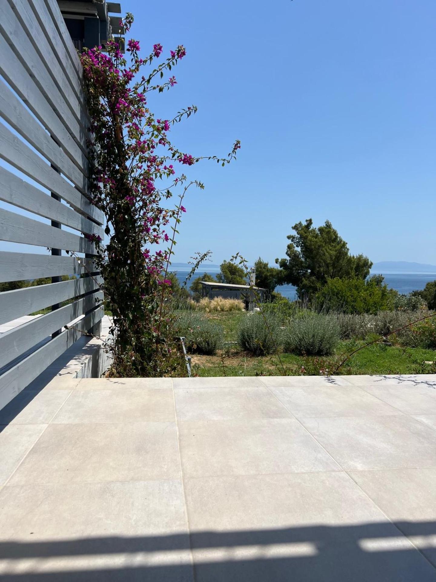 Ermojo Luxury Apartments Metokhion Patriotikon Dış mekan fotoğraf